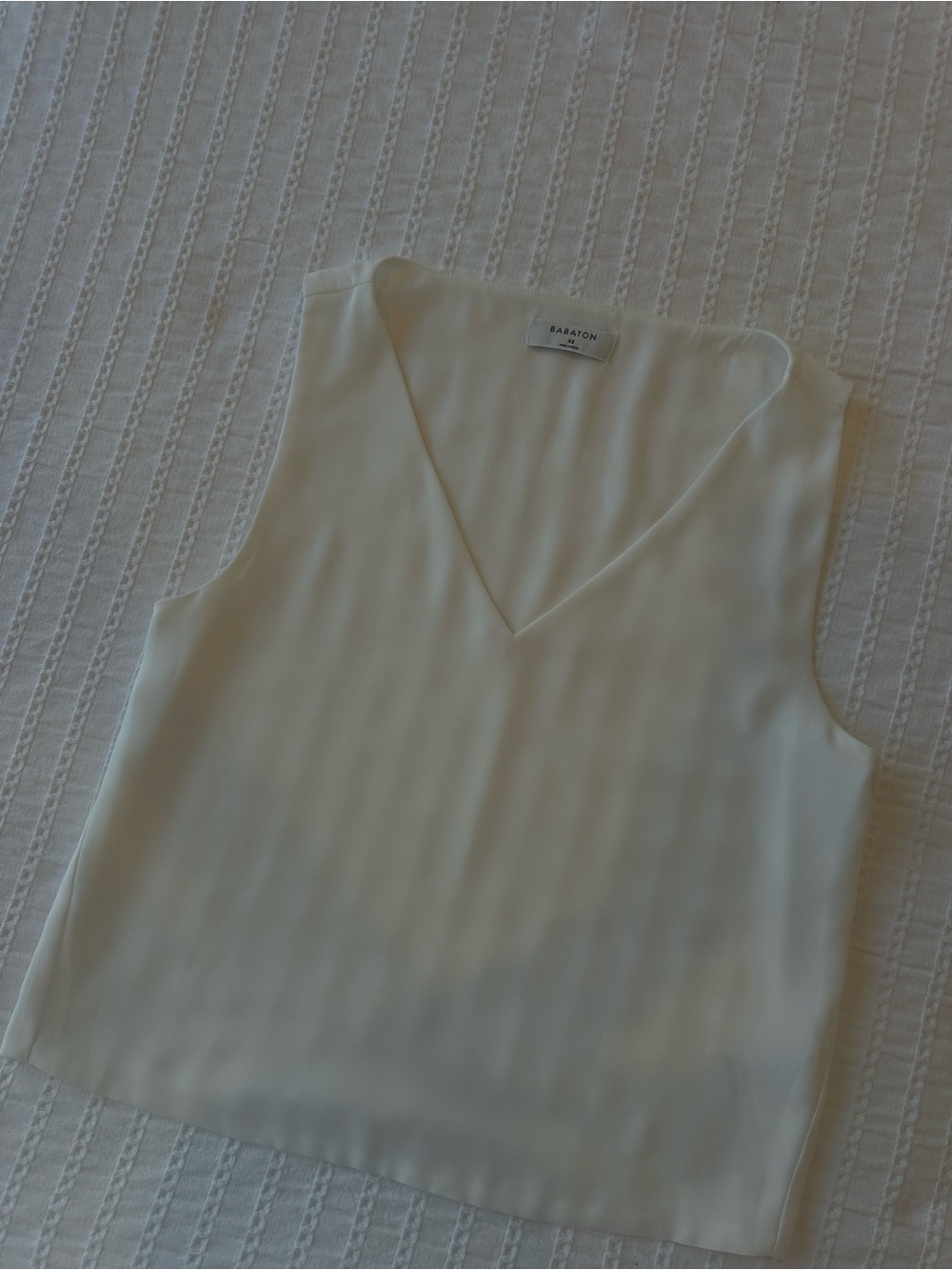 Aritzia: White V-Neck Camisole
